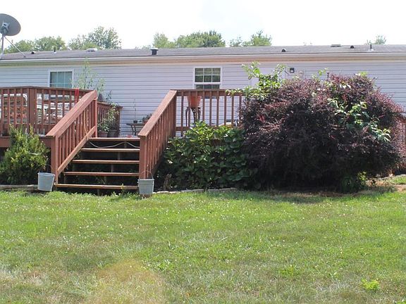 3rd image of 117 Fairground Dr