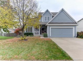 18420 Hickory St, Gardner, KS 66030