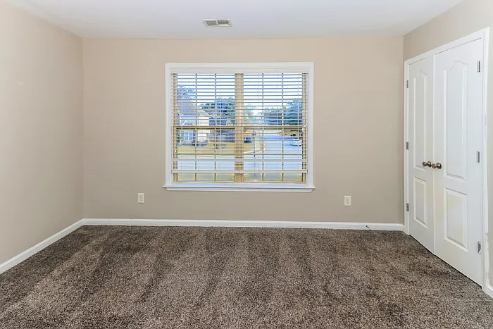 209 McEwen Ct — Photo 12