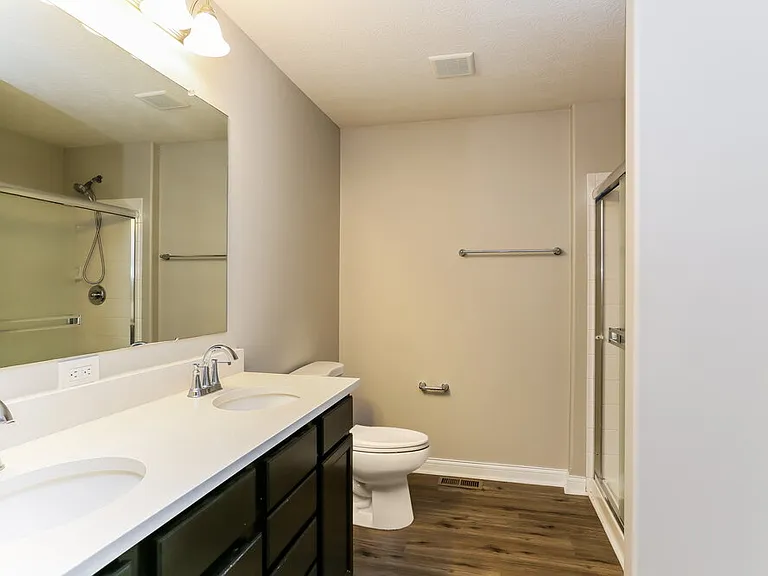 349 Cloverhill Dr — Photo 12