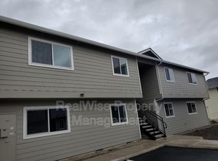 228 Cheryl Ln APT 12, Phoenix, OR 97535