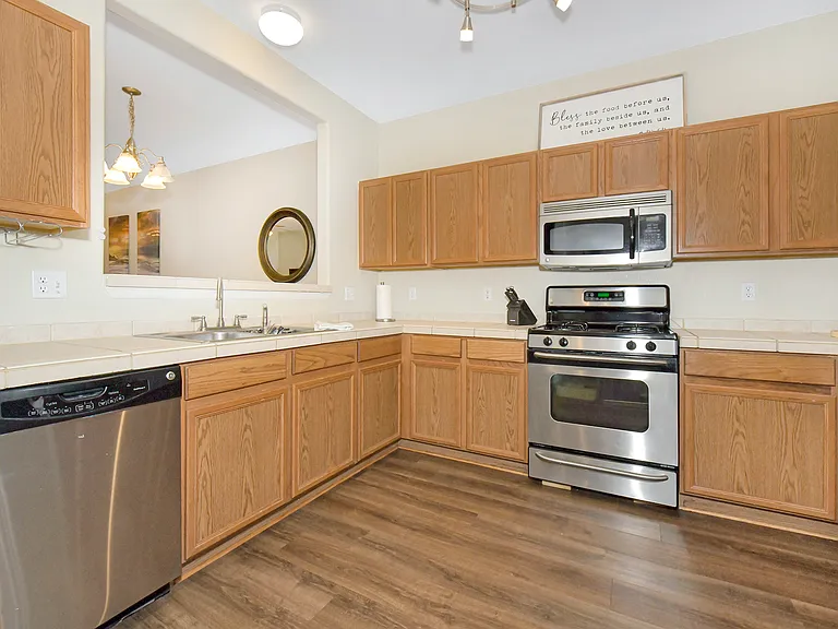 7843 Sandy Springs Point — Photo 5