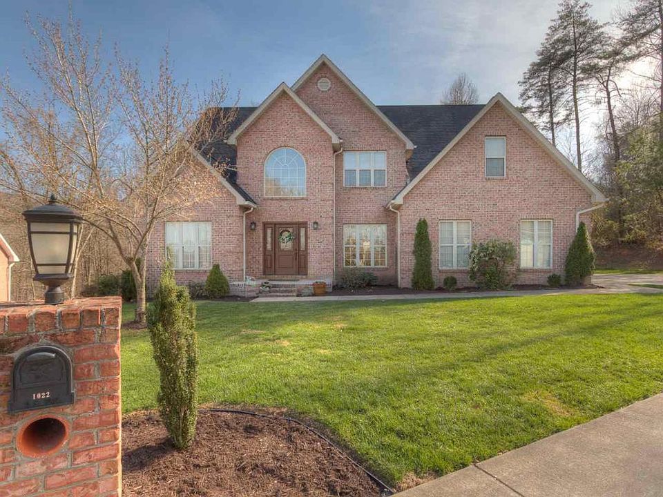1st image of 1022 Nashmont Dr