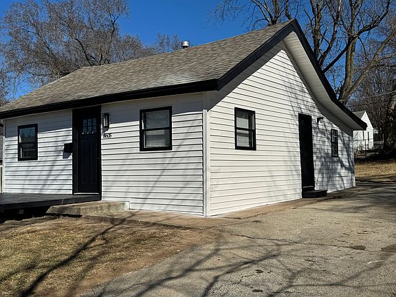 2nd image of 8605 Wayne Ave