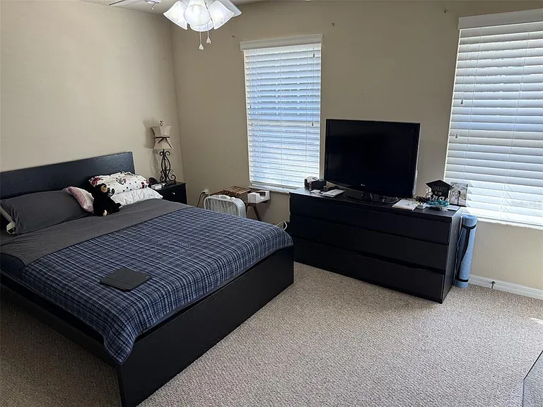 4639 SW 48th Dr #149 — Photo 10