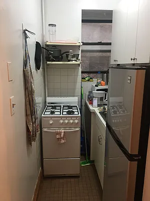 Rented by Urban Real Estate Property Group Inc | media 16