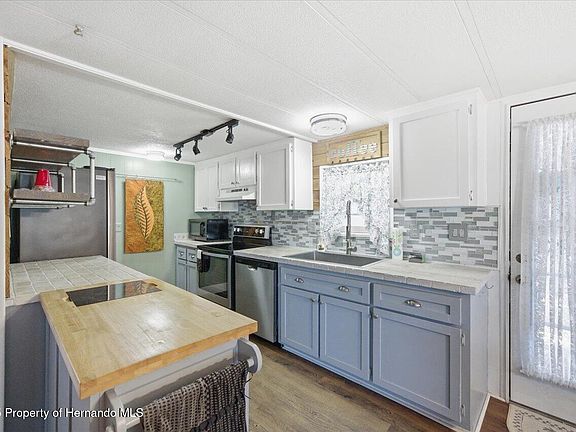 2nd image of 8006 Montrose Ave