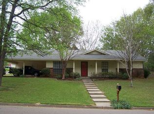 304 Shadow Wood Dr, Clinton, MS 39056