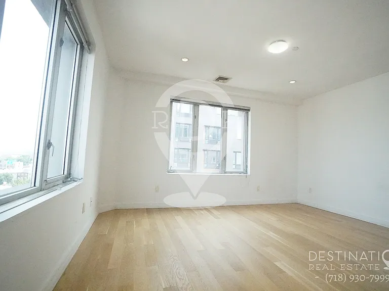 639 4th Ave #8D — Photo 18