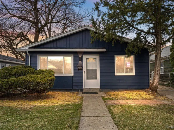 23425 Carlisle Ave, Hazel Park, MI 48030