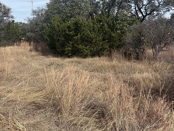 4th image of 334 Sunset Ridge Dr