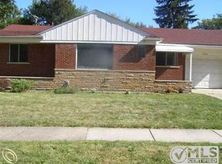 23220 Raven Ave, Eastpointe, MI 48021