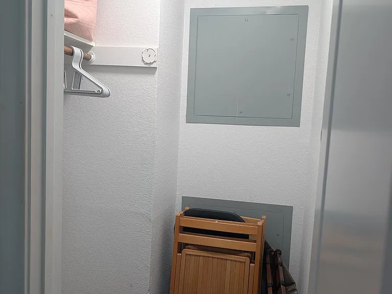 4308 Avenue G #B-1 — Photo 10