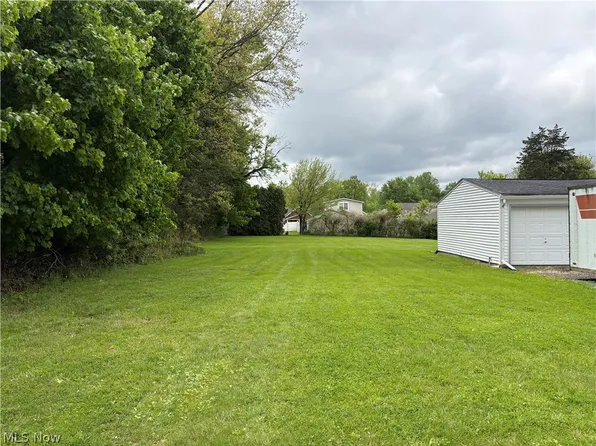 1478 Morris St, Mineral Ridge, OH 44440