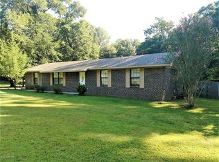 5442 Springs Cemetery Rd, Marianna, FL 32446