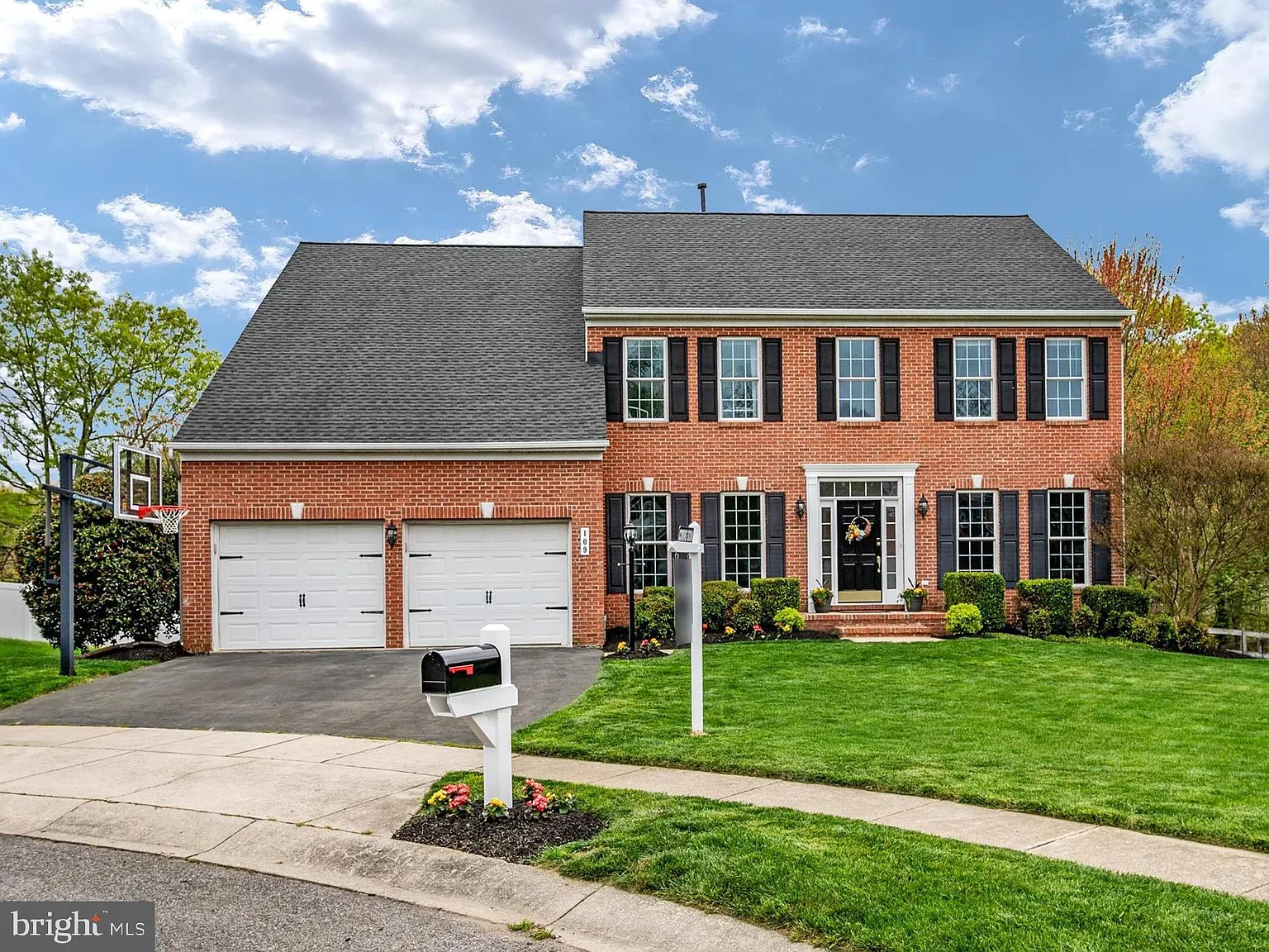 109 Westholme Ln photo 1