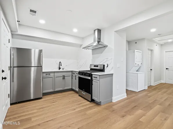 115 Remsen Ave, New Brunswick, NJ 08901