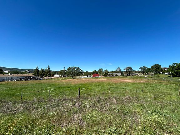 3rd image of 0 Bow Dr
