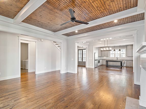 2nd image of 3358 Acklen Ave