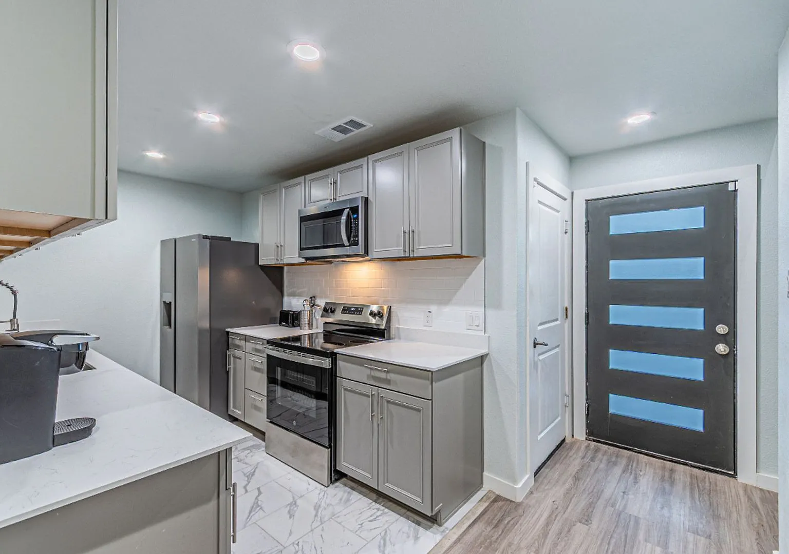 Spacious 4BR House in Dallas — Photo 3