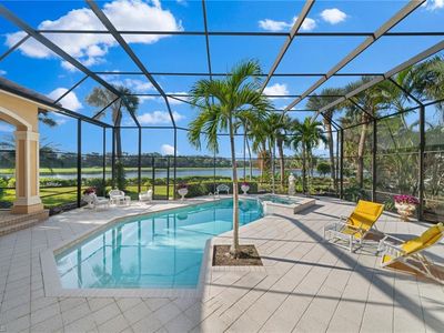 897 Barcarmil WAY, Naples, FL, 34110