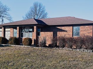 2233 W Drake St, Bolivar, MO 65613