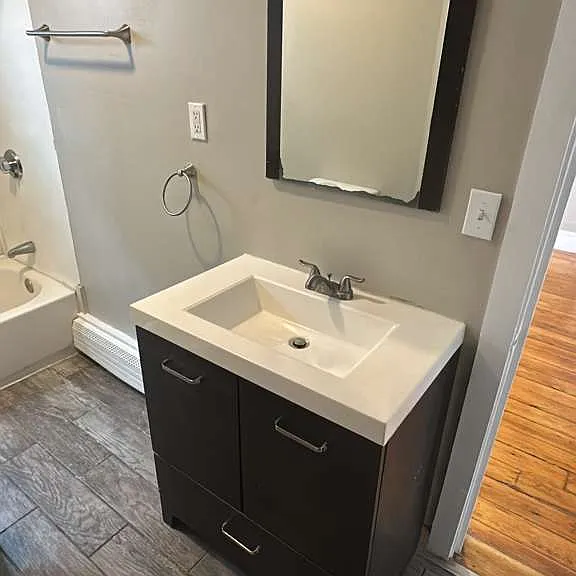 13 Sanford St #1F — Photo 10