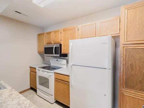 3540 T St, Lincoln, NE 68503