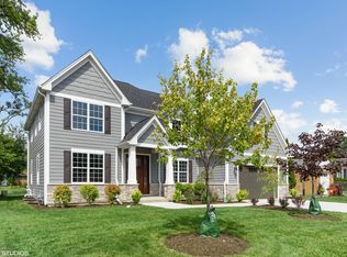 910 S I Oka Ave, Mount Prospect, IL 60056
