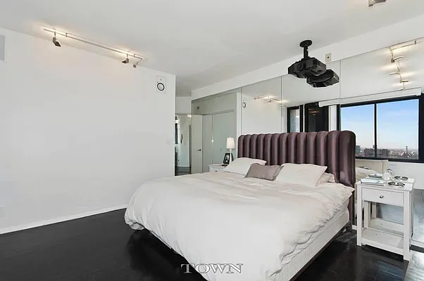 Rented by Town Residential | media 14