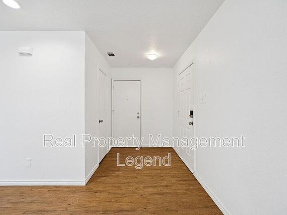 4th image of 8109 Dripping Springs Dr