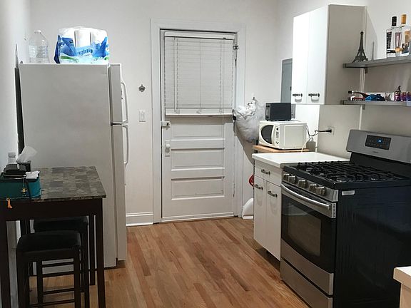 4th image of 1454 W Ohio St #1R