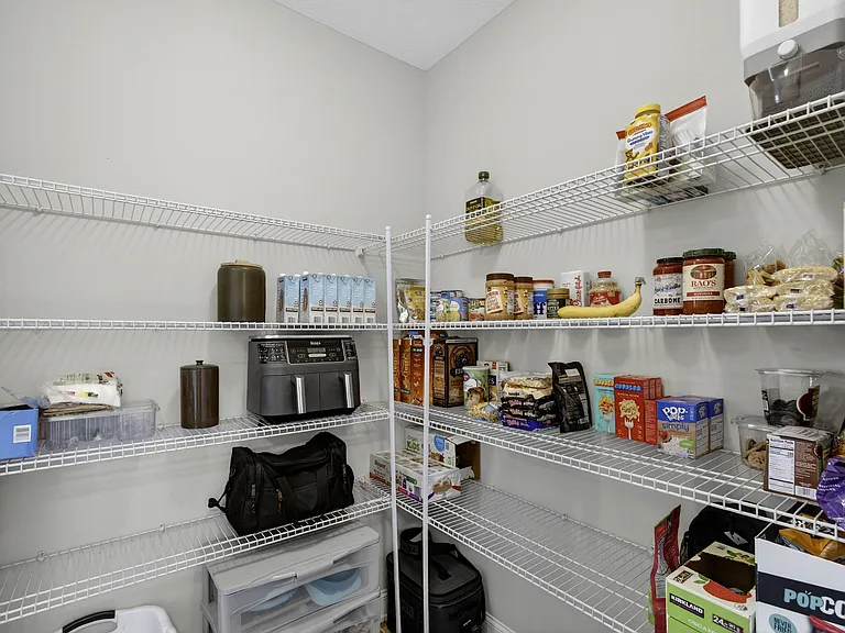245 Alcott Cir — Photo 36