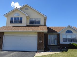 1210 Anvil Ct, Park Forest, IL