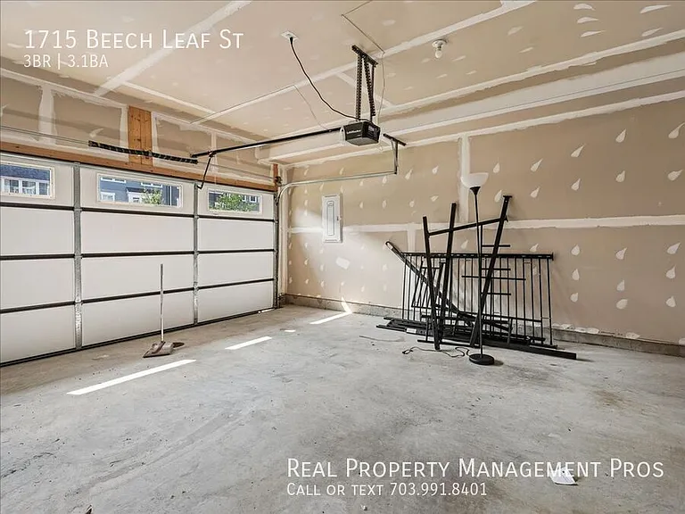 1715 Beech Leaf St — Photo 52