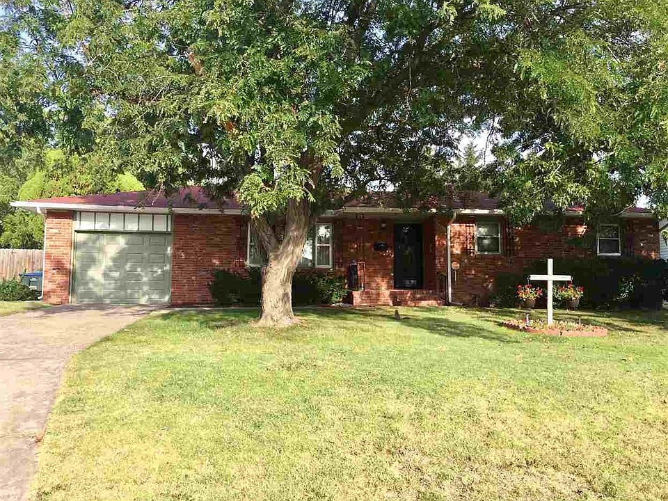 1st image of 2304 Melencamp Ave