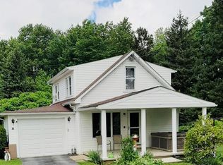 82 Beech St, Cresson, PA 16630