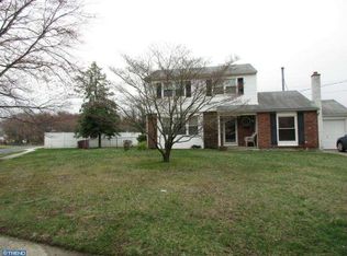 210 Barbara Ln, Blackwood, NJ 08012