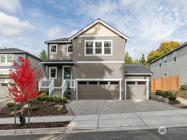 7440 NE 203rd Street #2, Kenmore, WA 98028