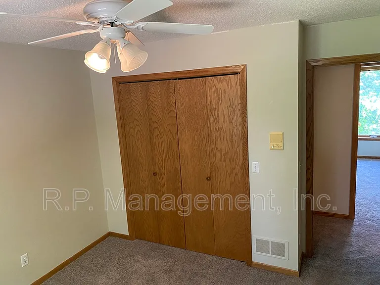 4626 Linnea Ln — Photo 27