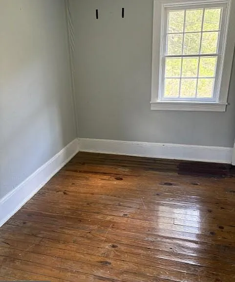 306 Tonys Hollow Ln — Photo 8