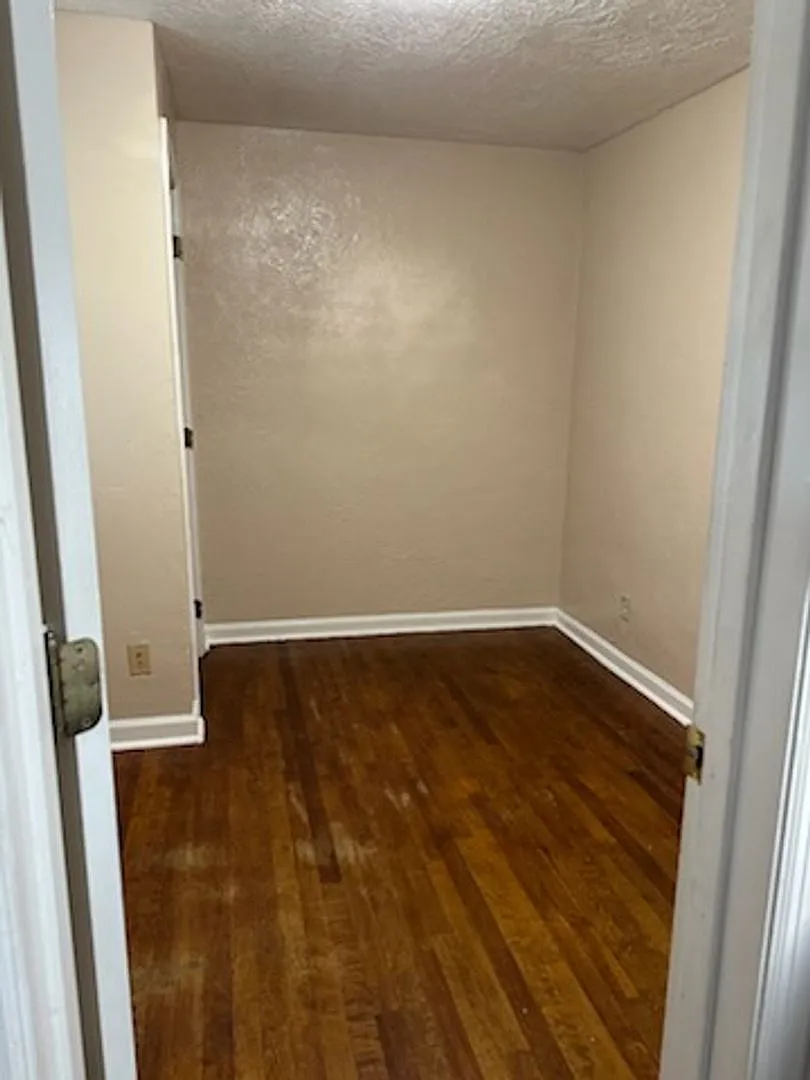 3333 & 3335 Parkview St — Photo 4