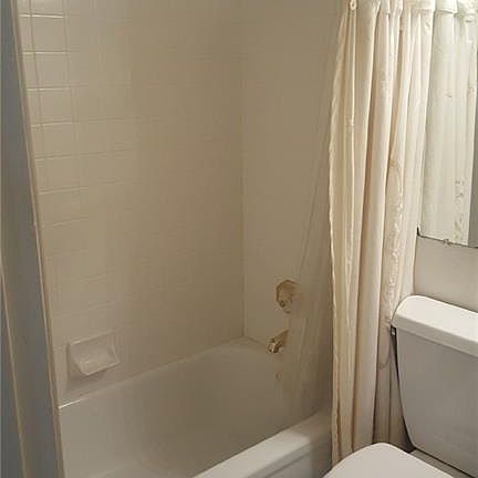 3rd image of 5017 Shady Glen Dr
