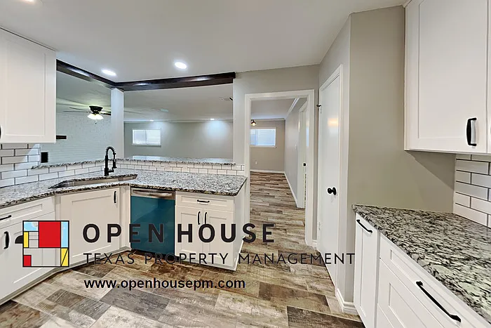 22435 Lost Creek Rd — Photo 4