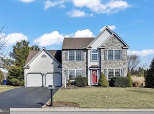 3 Bittersweet Path, Willow Street, PA 17584
