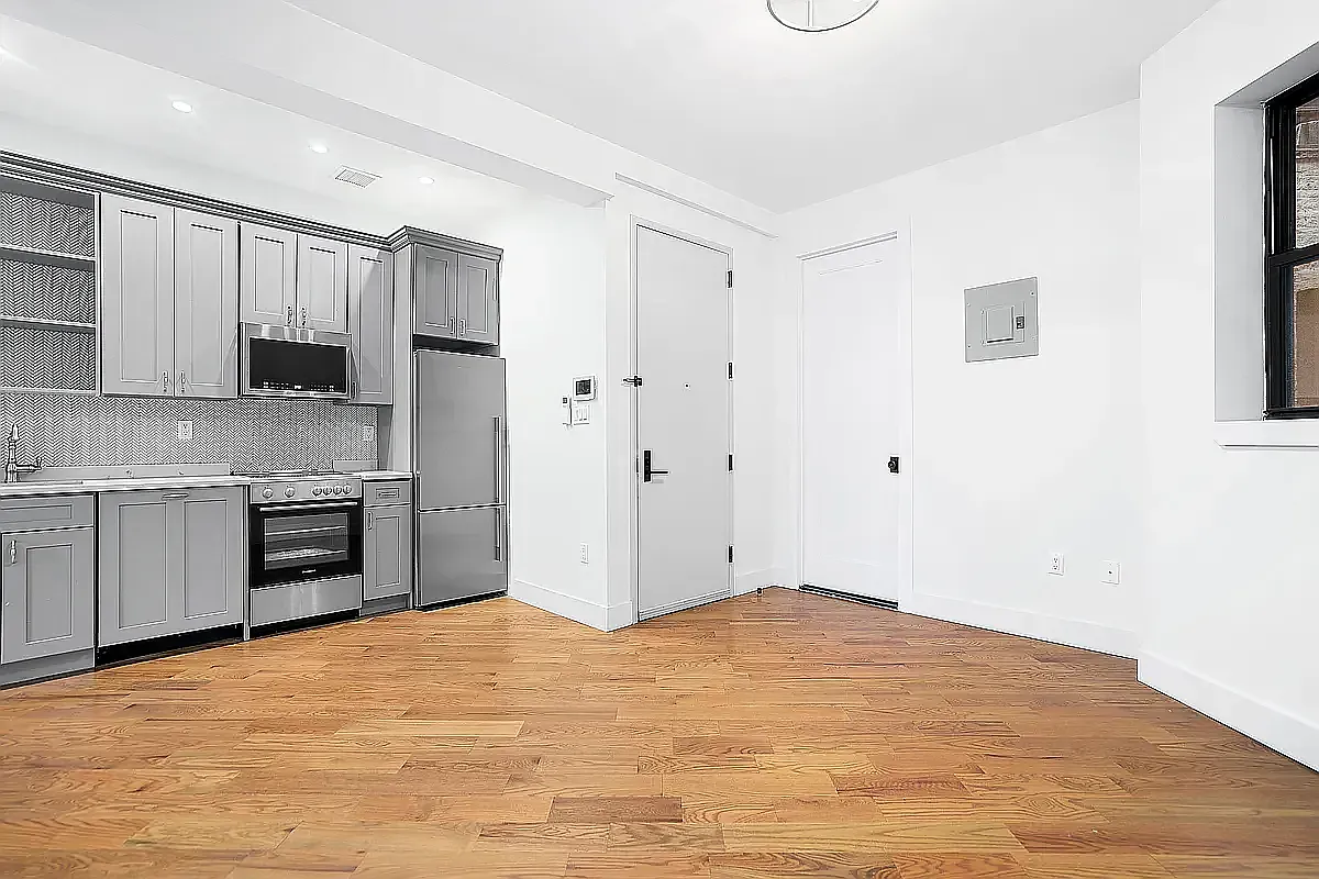 677 Vanderbilt Avenue — Photo 1