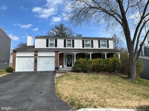 19233 Gunnerfield Ln, Germantown, MD 20874