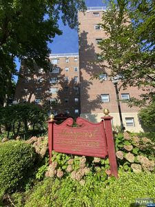 2345 Linwood Ave APT 4C, Fort Lee, NJ, 07024
