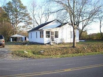 2nd image of 2088 Sugar Creek Rd