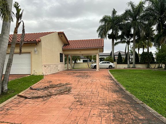 5th image of 7445 N Augusta Drive